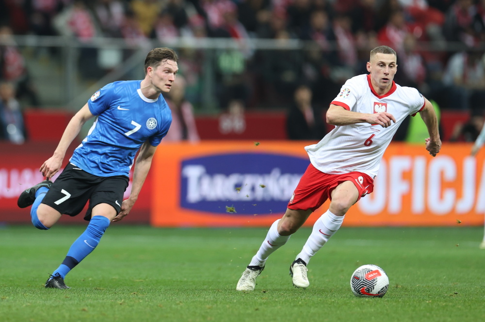 关于足球欧锦赛预选赛胜负交替特点明显的信息