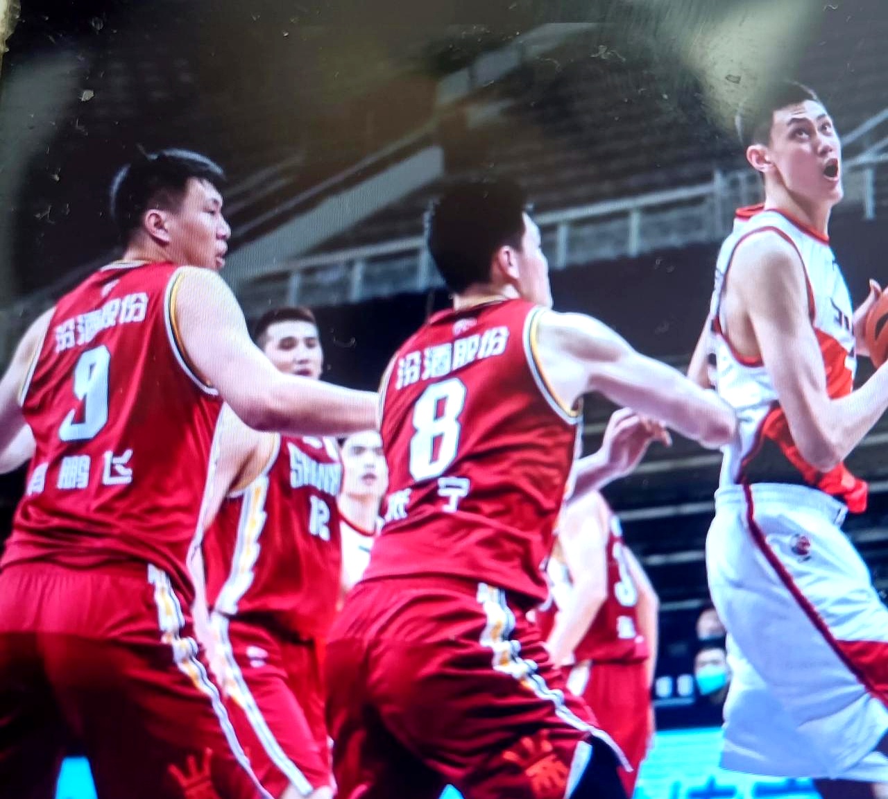 开云体育app下载-广西男篮客场不敌山西，遗憾告负