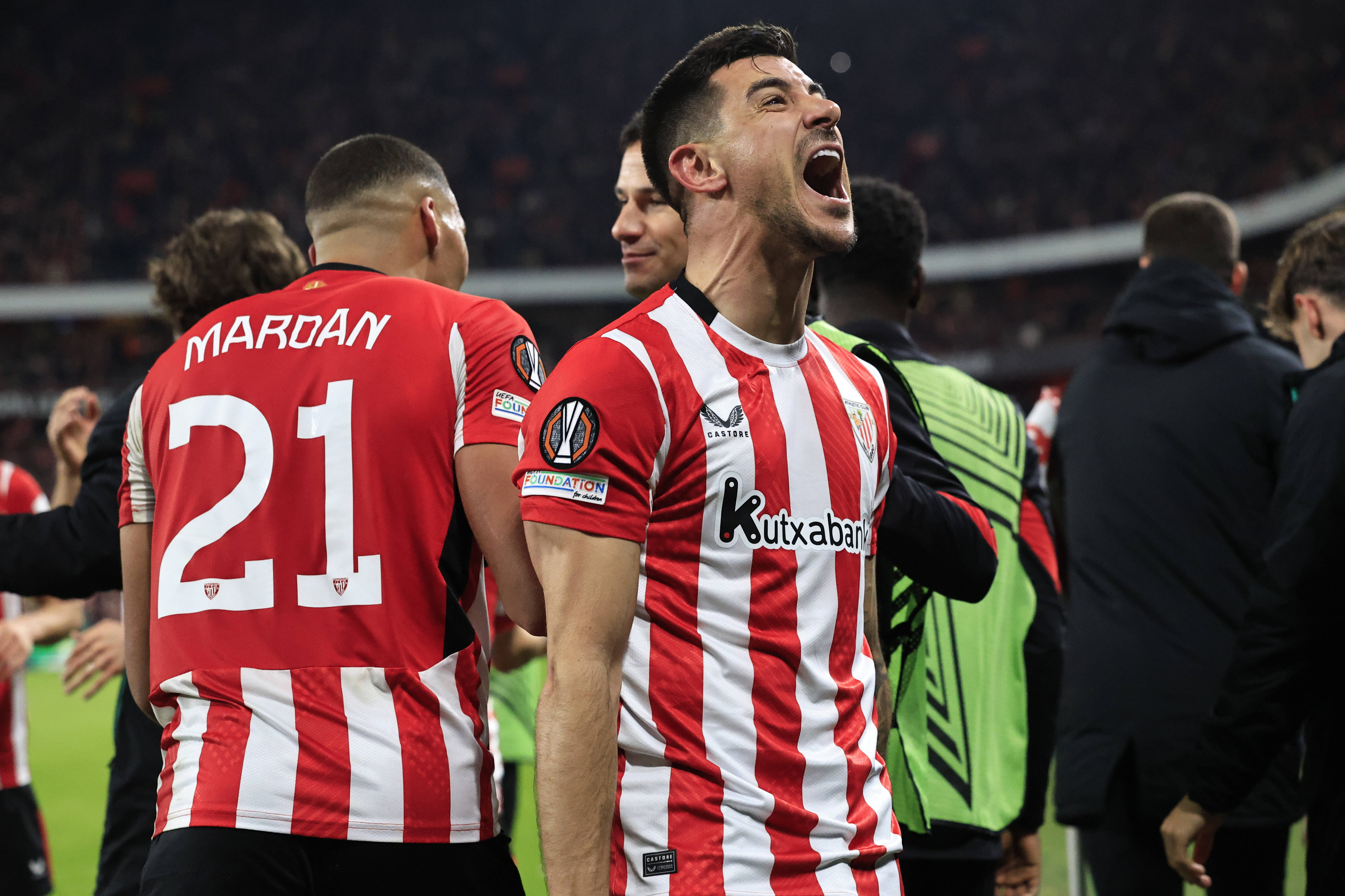 包含赫塔费主场不败继续保持第三的词条