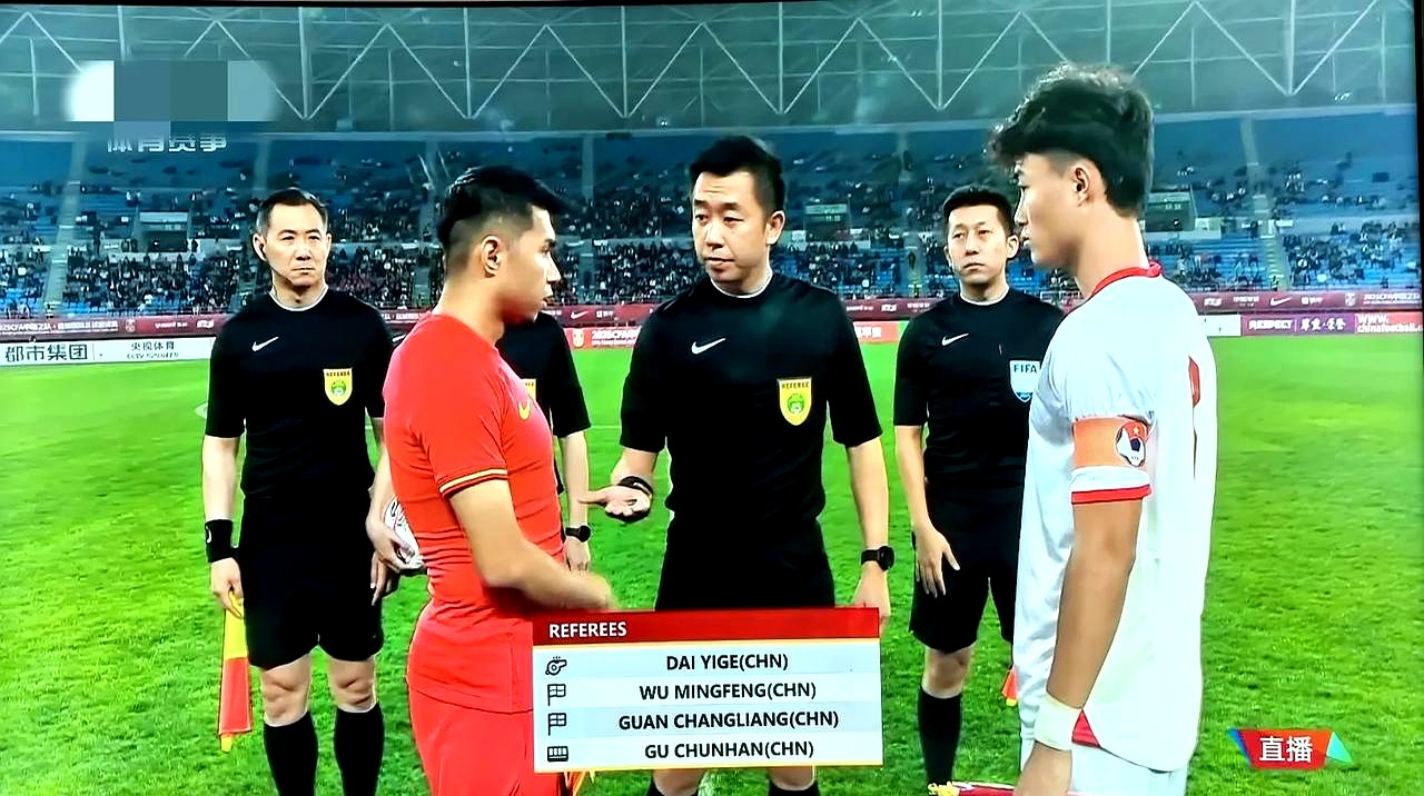 开云体育app下载-控球时间占优但进球乏力，球队需改进进攻套路