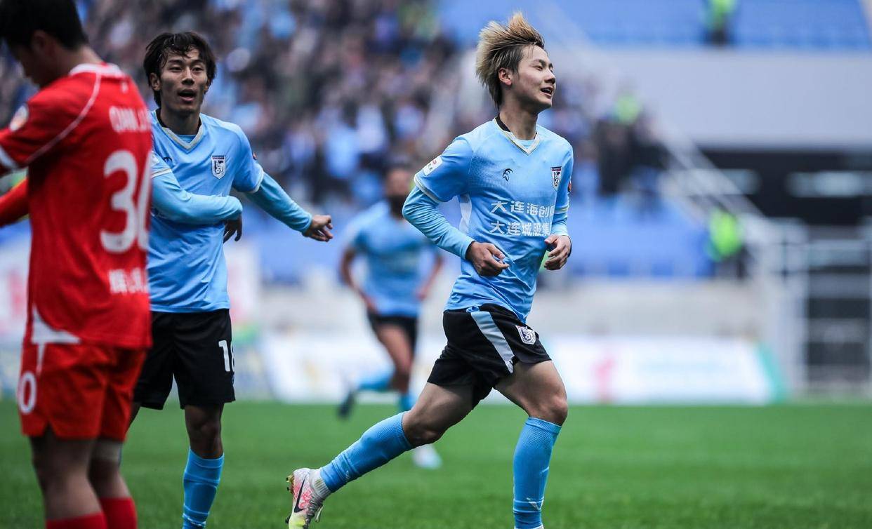 开云体育官网-关于大连一方与对手战平，激发球迷无限期待的信息