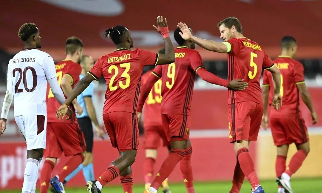 比利时对阵威尔士，双方展开胜者争夺