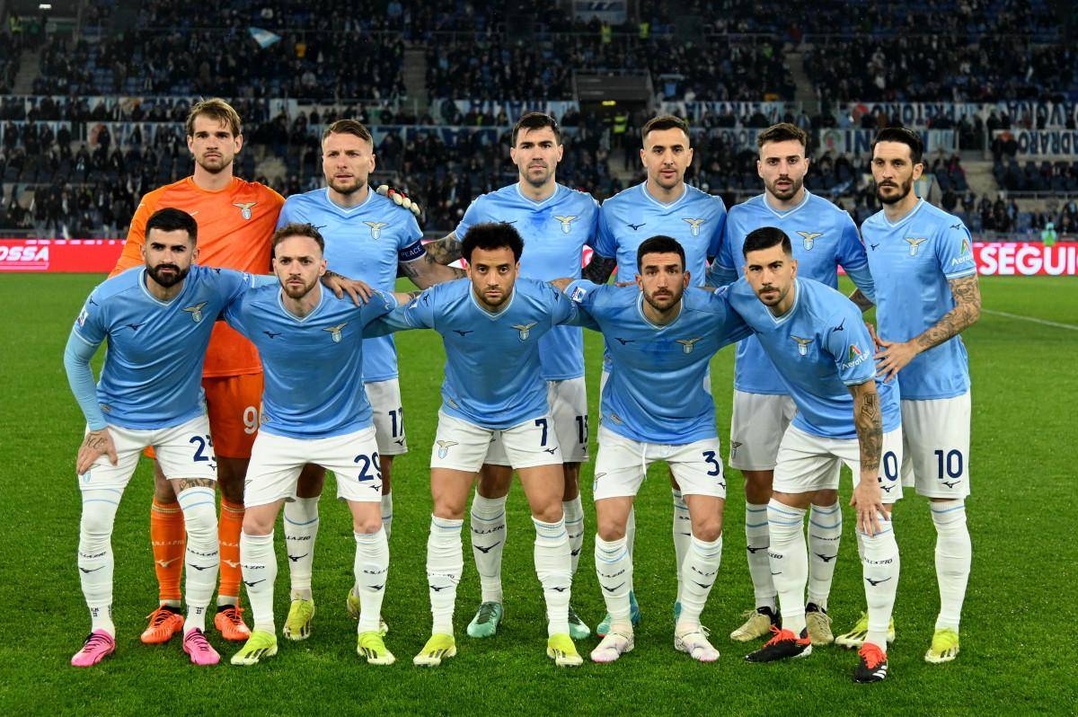 开云体育入口-哥伦比亚队闯入半决赛，展现出色实力的简单介绍