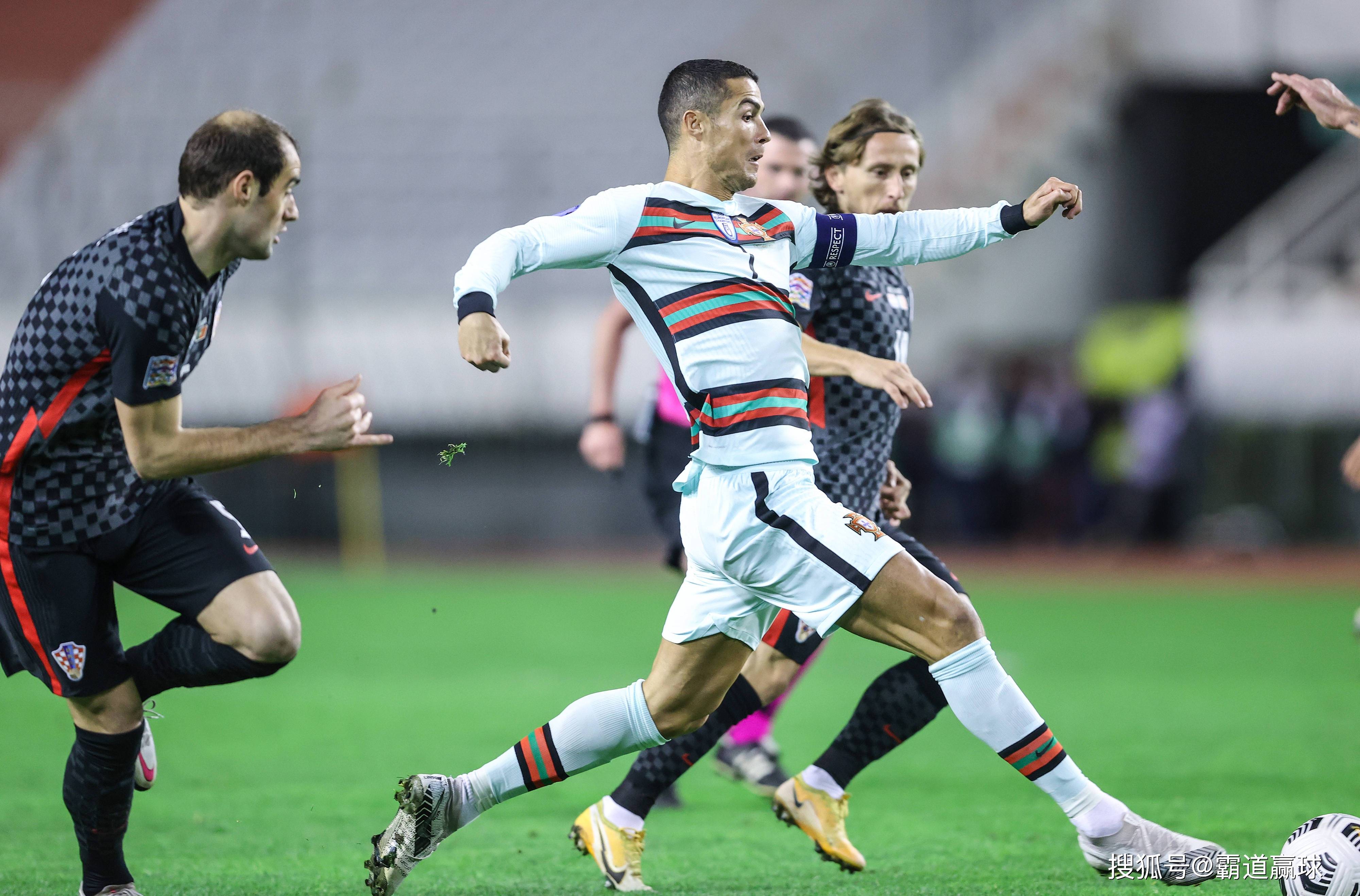 开云体育在线-欧洲杯精彩瞬间不容错过，赛场动人的简单介绍