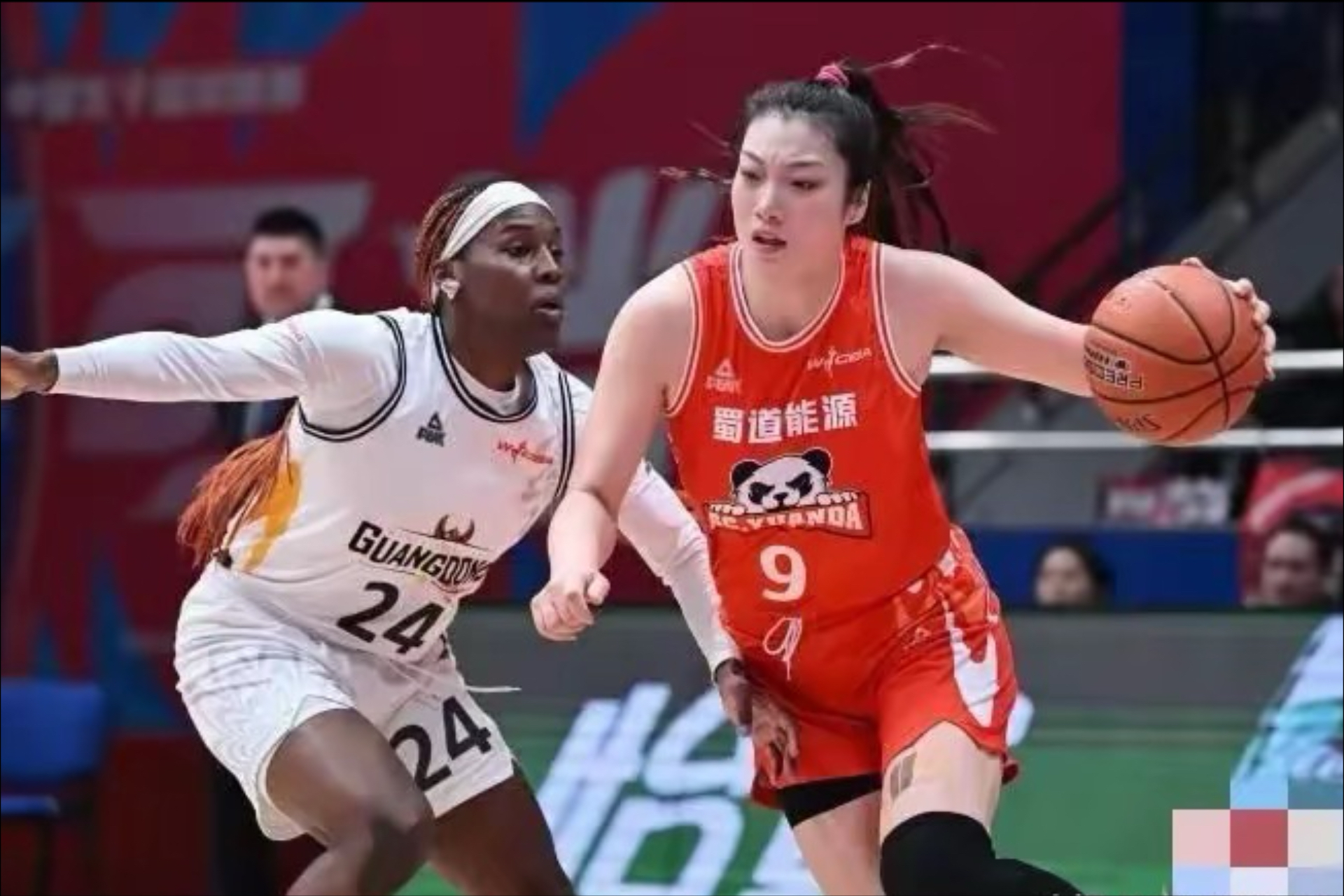 开云体育官网-关于女子篮球赛场激战，最终胜负难分的信息