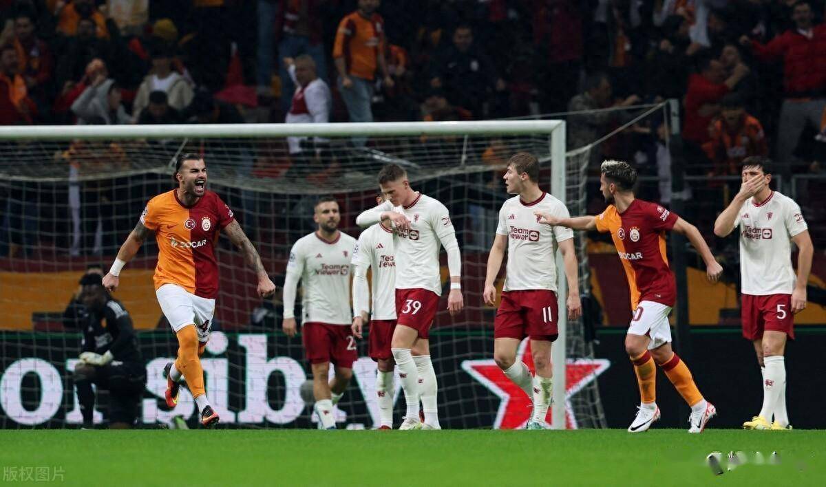 曼联客场获胜，出线希望大幅增加