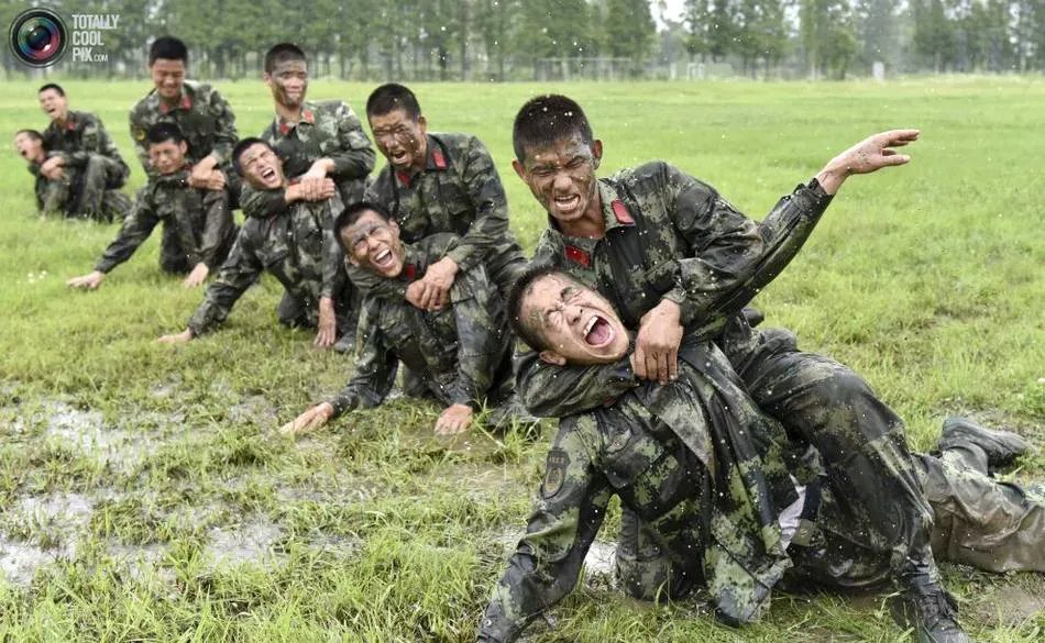 队伍默契配合,协同作战,切磋技艺 队伍默契配合,协同作战,切磋技艺